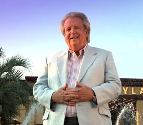 Milton in Front of VictoryLand